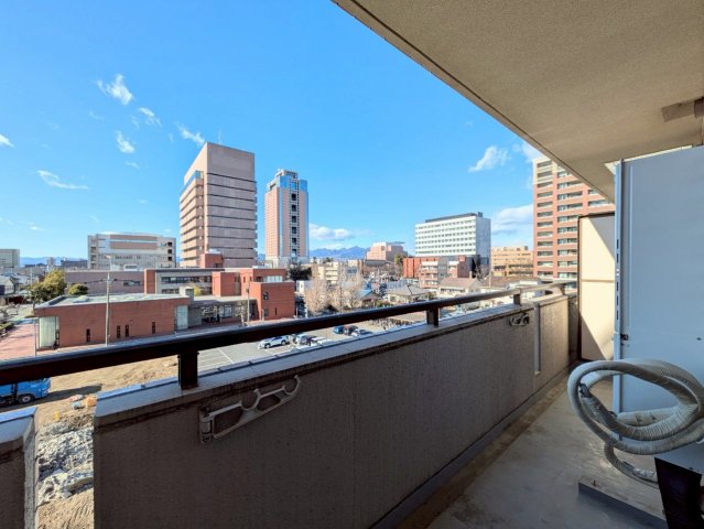 バルコニーは眺望良好です♪