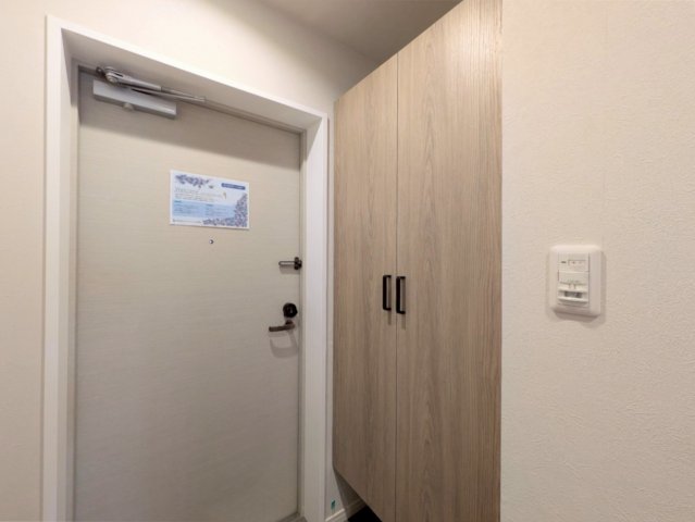 毎日のいってきますとただいまはこの玄関で！