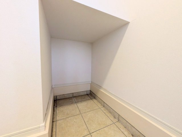 玄関には土間収納付き！