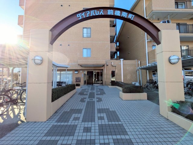 建物入り口