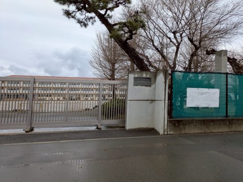 【小学校】太田市立藪塚本町小学校まで2467ｍ
