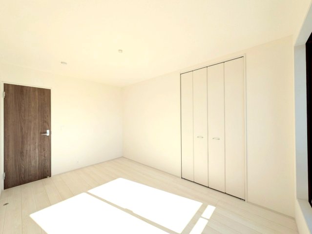 約６帖の洋室！