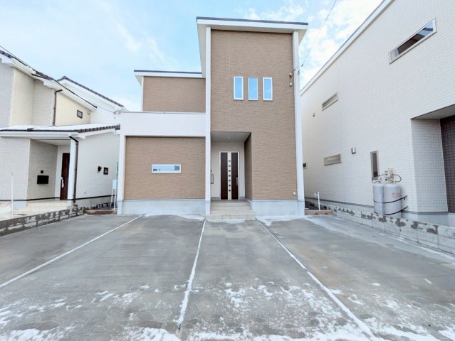 お車約３台駐車可能！