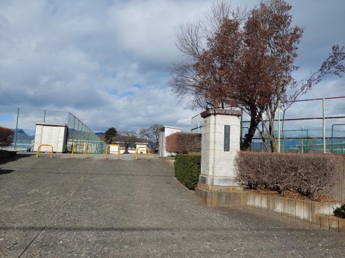 【中学校】沼田市立沼田中学校まで652ｍ