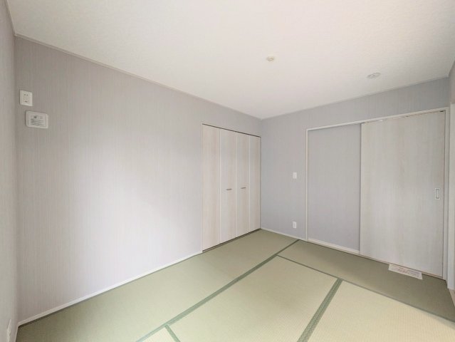 約６帖の和室でまったりごろごろ♪