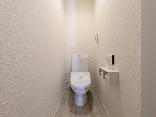 トイレは1階と2階の2ヶ所についております！