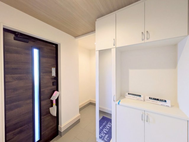 毎日のいってきますとただいまはこの玄関で♪