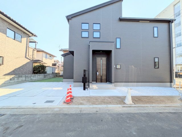 お車約２台駐車可能♪