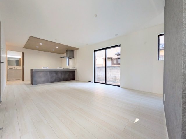 リビング約１７．２５帖！