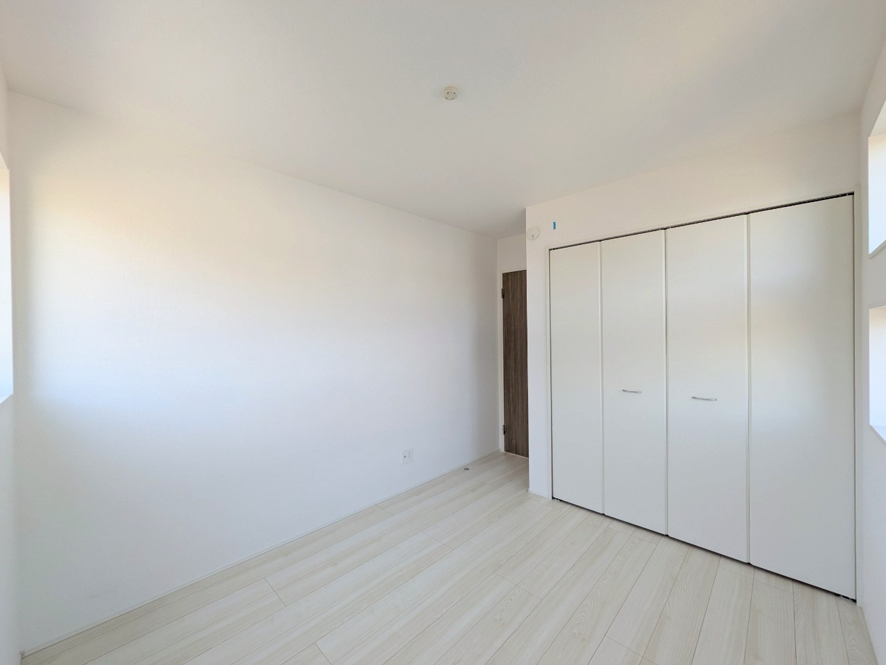 約５．２５帖の洋室！