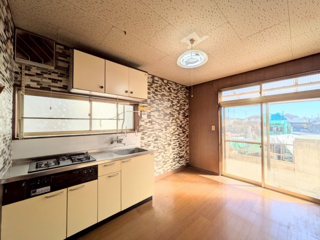 ダイニングキッチン