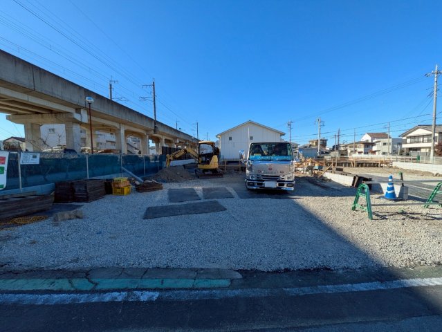 建築中