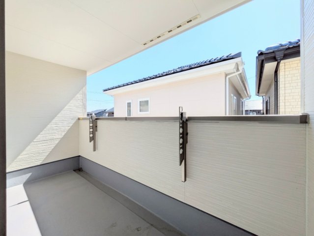 インナーバルコニー付きで急な雨でもお洗濯もの安心♪