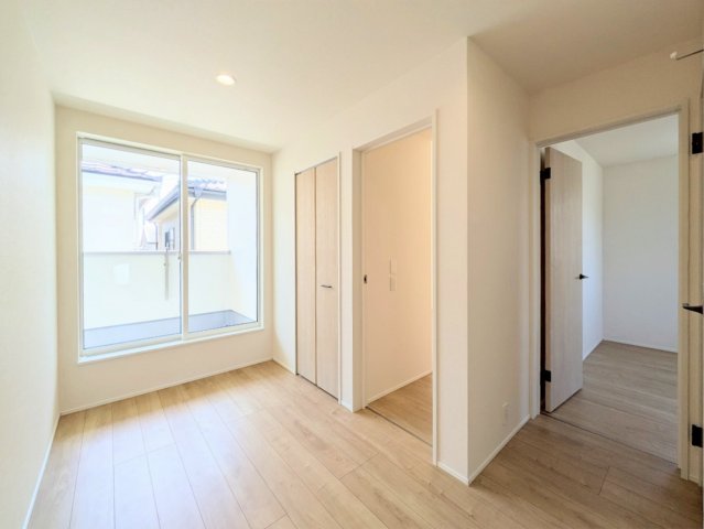 バルコニーは居室を通らず廊下から出入りできます！