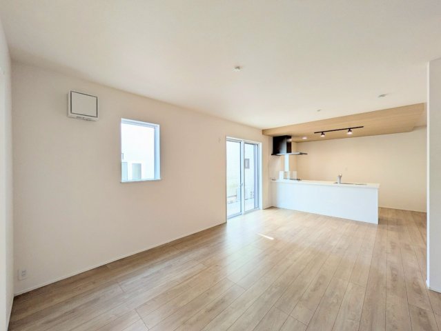 リビング約16.3帖！