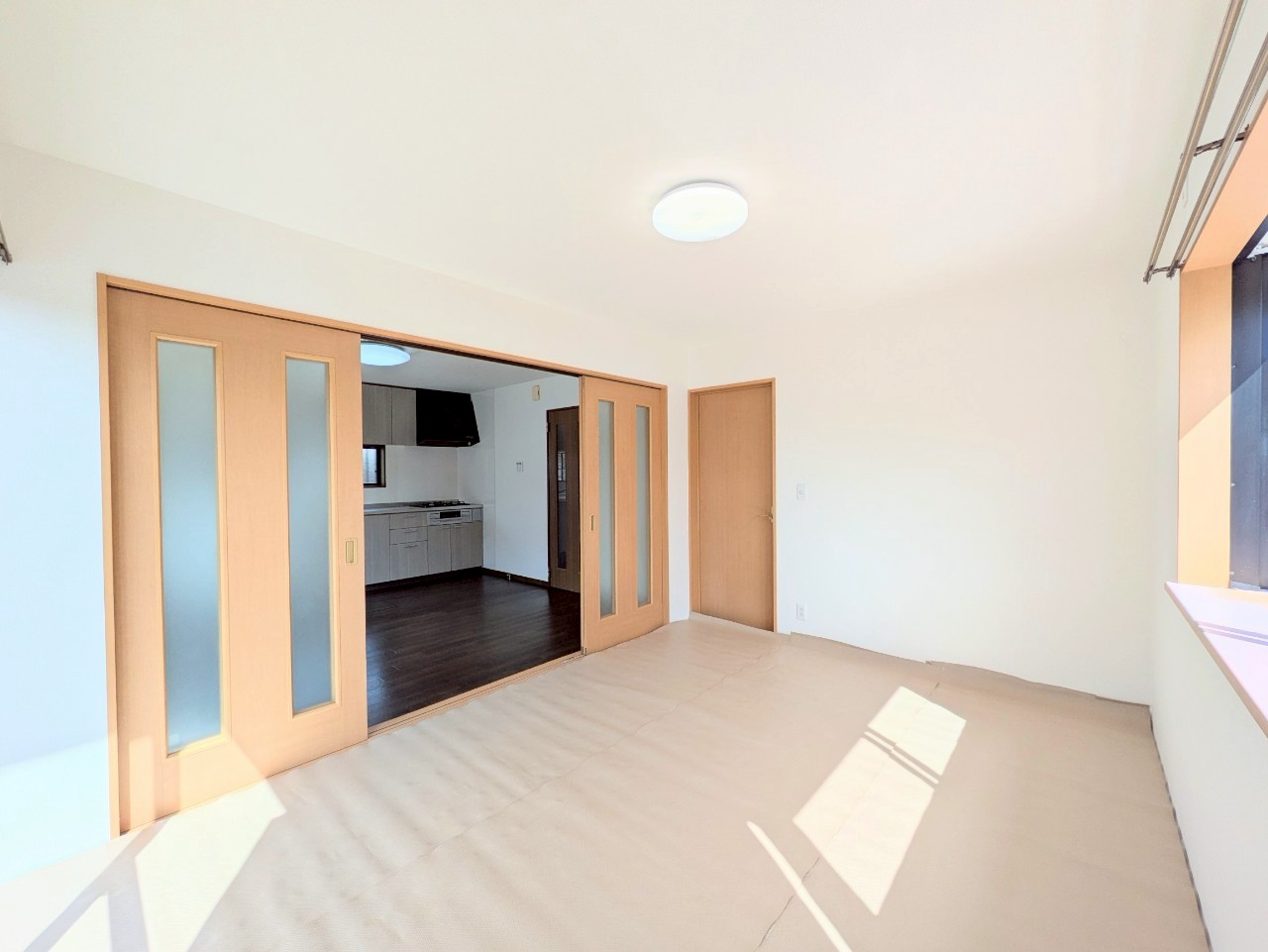 1階和室は居間として使用できます!