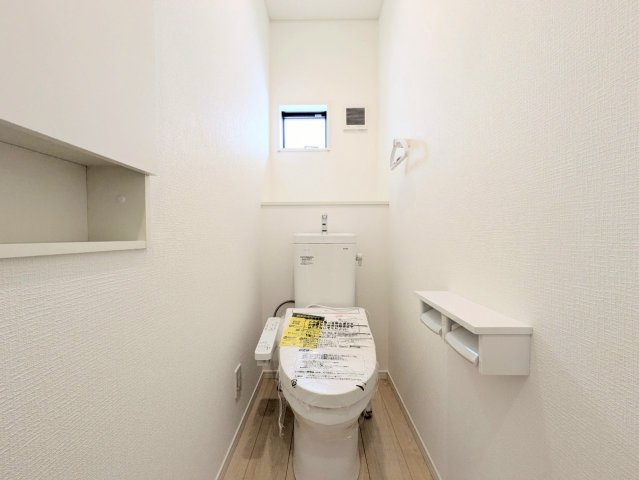 トイレは温水洗浄便座です!