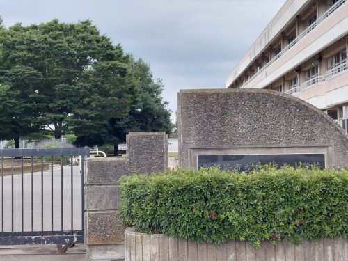 【小学校】伊勢崎市立あずま北小学校まで1112ｍ