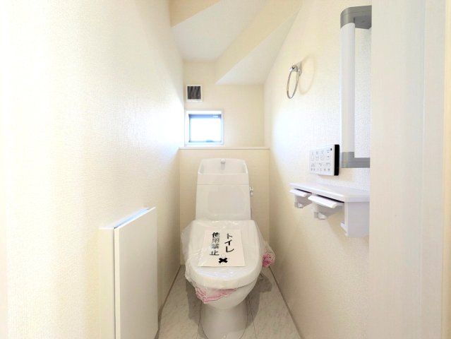 トイレは1階と2階の2ヶ所についております！