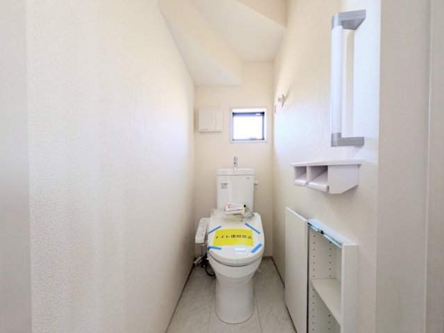 トイレは1階と2階の2ヶ所についております！