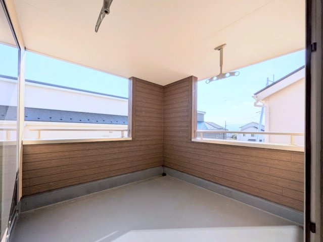 インナーバルコニー付きで急な雨でもお洗濯もの安心♪