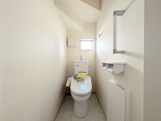トイレは1階と2階の2ヶ所についております！