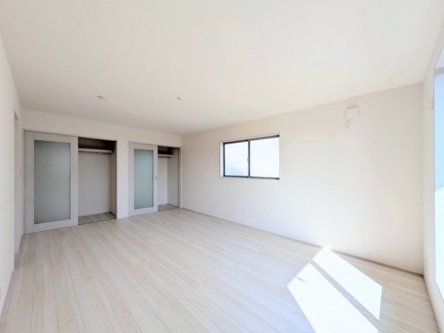 約12帖の洋室！