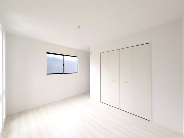 約6.5帖の洋室!