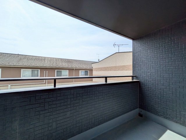 インナーバルコニー付きで急な雨でもお洗濯もの安心♪