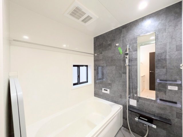 日々の疲れを癒す浴室♪