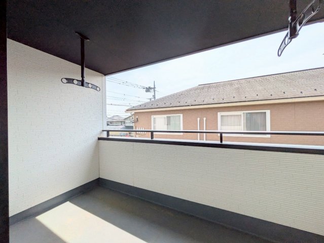 インナーバルコニー付きで急な雨でもお洗濯もの安心♪