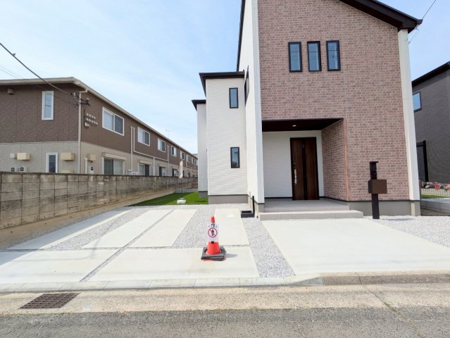 お車約3台駐車可能！