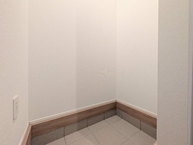 シューズクローク付き！玄関周りスッキリ片付きます♪