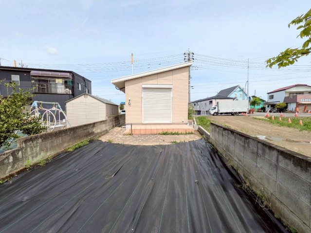 お庭はガーデニングなどにも◎