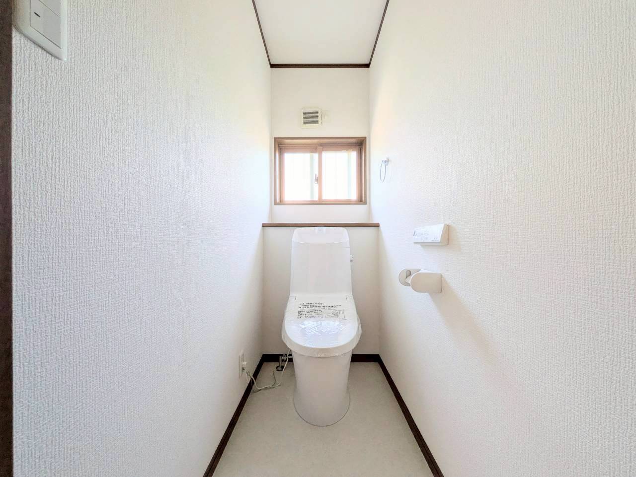 トイレは1階と2階の2ヶ所についております！
