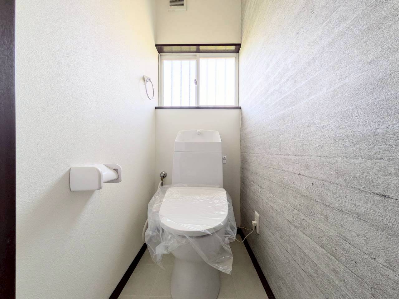 トイレは1階と2階の2ヶ所についております！