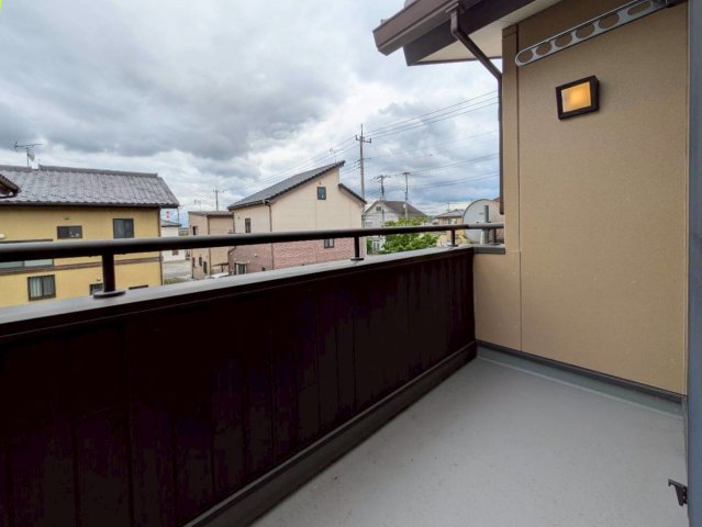 バルコニーは南向き!
