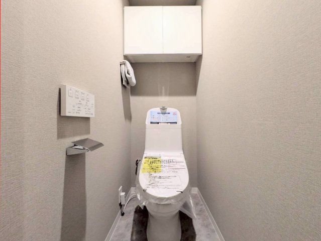 トイレは温水洗浄便座です!