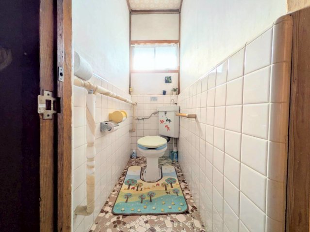 脱衣所横にはトイレあり!