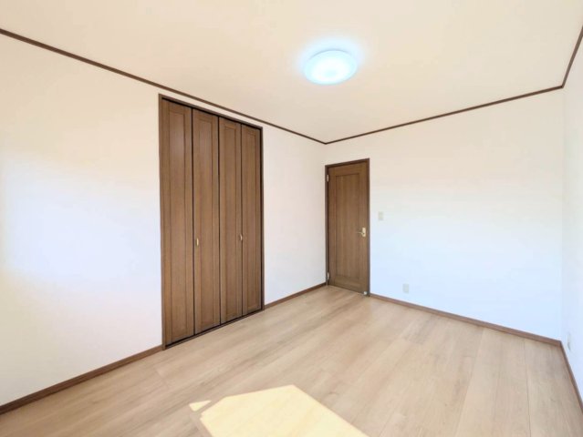 約6帖の洋室!