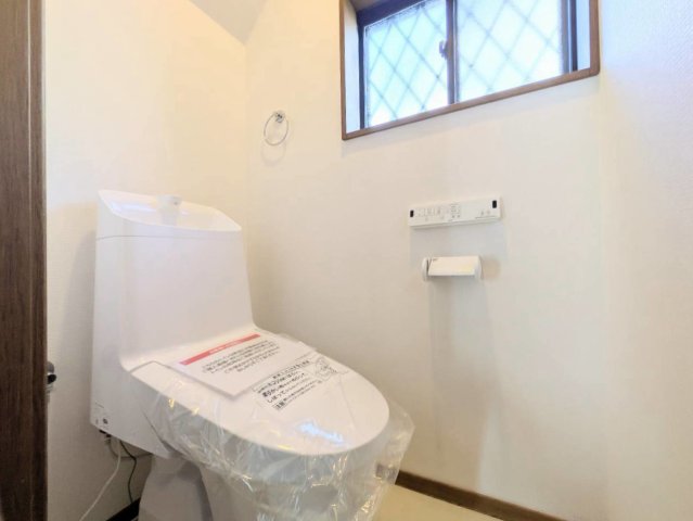 トイレは1階と2階の2ヶ所についております!