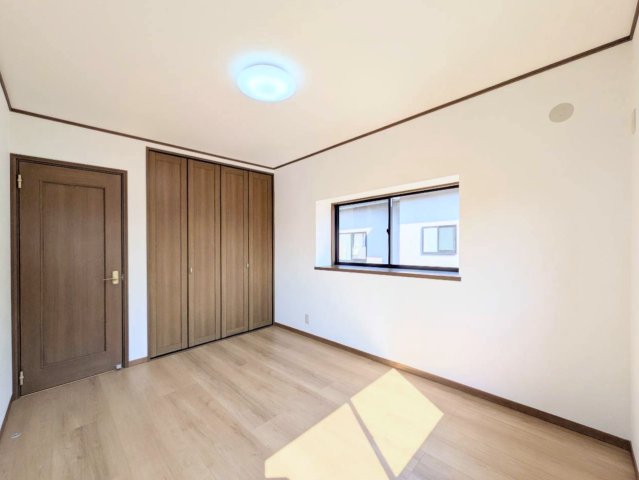 約6帖の洋室!