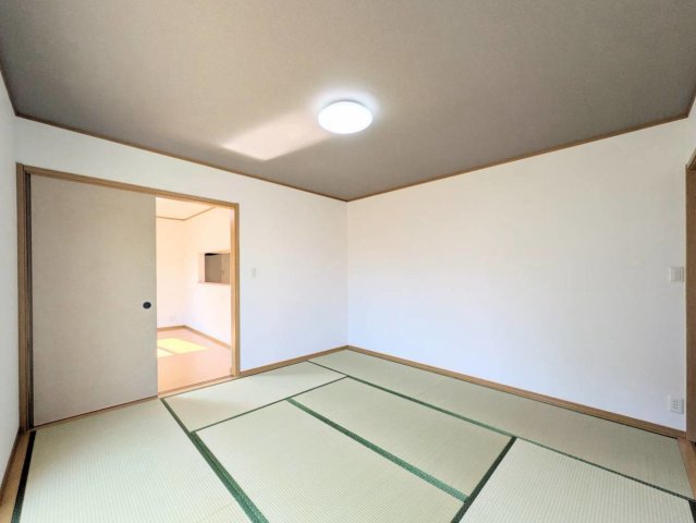 約8帖の和室!